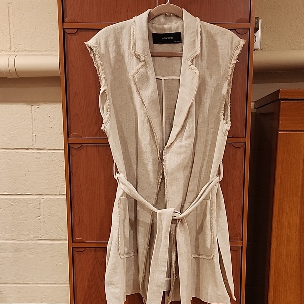ZARA Beige Linen Sleeveless Vest
